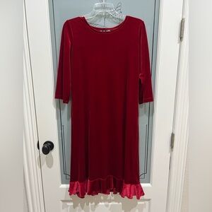 MAKE AN OFFER! 

Children’s holiday dress. Size 12
